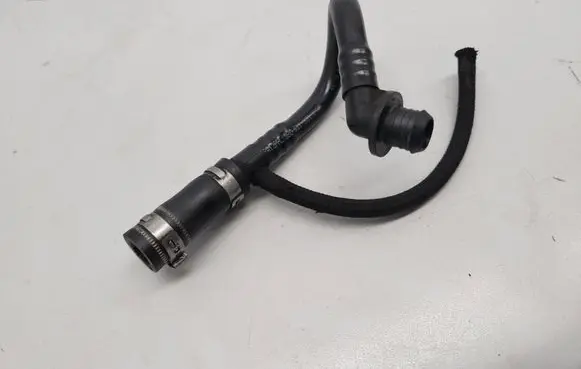 Volkswagen PASSAT B5.5 Vacuum line/pipe/hose 3B0611931E