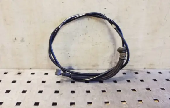 Engine bonnet/hood lock release cable