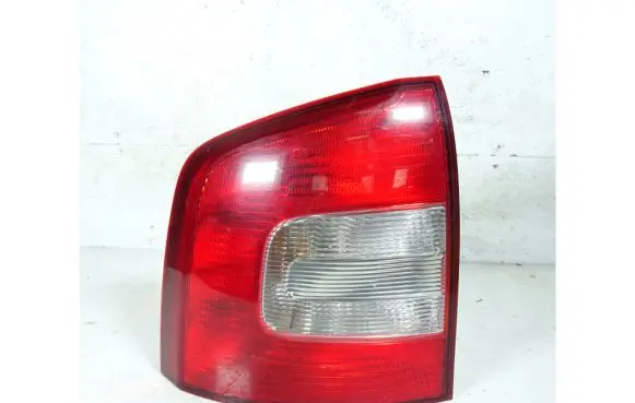 Skoda Octavia Mk2 (1Z) Rear/tail lights 1Z9945095A