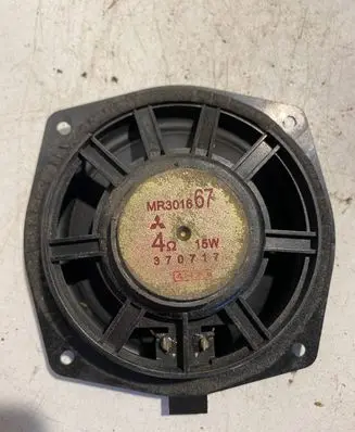Mitsubishi Outlander Front door speaker MR301667 370717