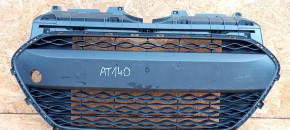 Hyundai i10 Front bumper upper radiator grill 86569-B9000