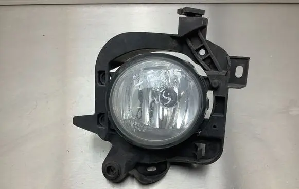 Lexus IS 220D-250-350 Front fog light 89092699