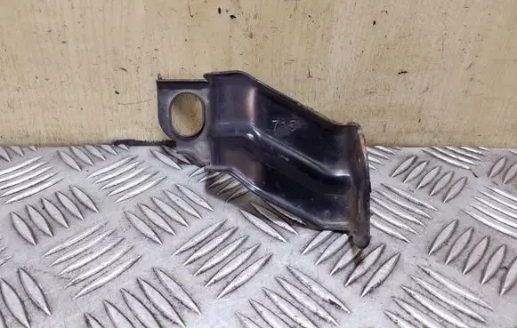 Honda CR-V Radiator mount bracket