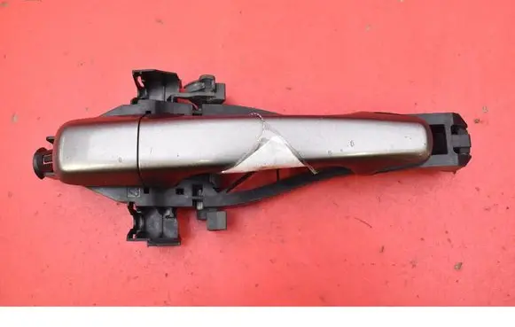 Volvo V70 Front door exterior handle LH30784203