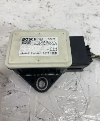 Jaguar XF X250 ESP (stability system) control unit 8W8314B296AD