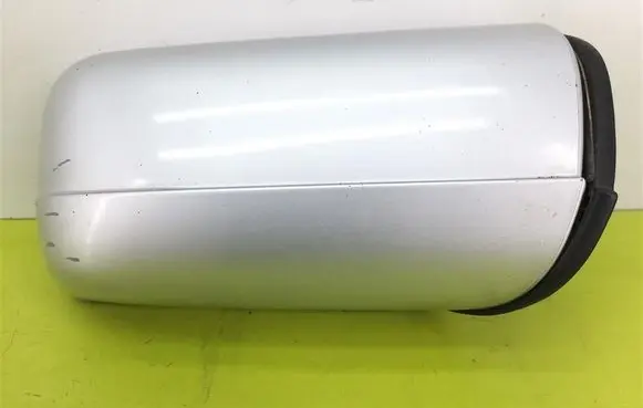 Mercedes-Benz E W210 Front door electric wing mirror 2028110198