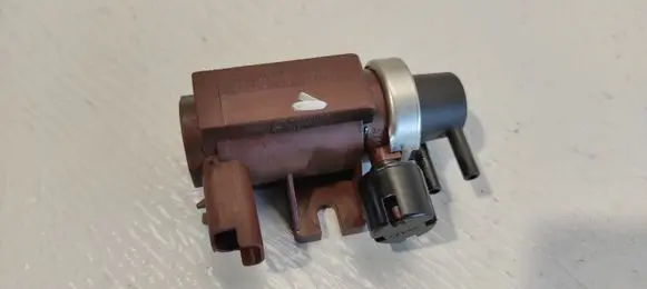 Volvo S40 Turbo solenoid valve 9650098380 72832804