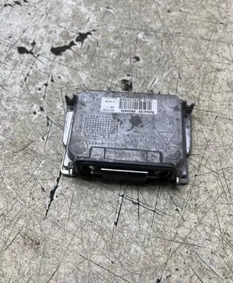 Volvo XC90 Headlight ballast module Xenon 89034934 V7739 3691202101
