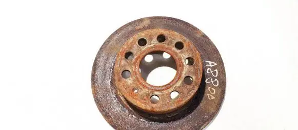 Volkswagen Golf V Rear brake disc neventiliuojamas