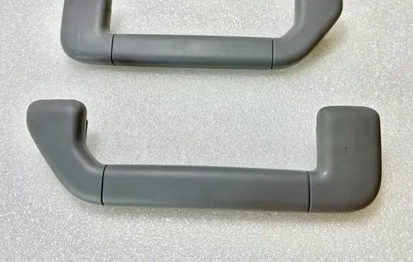 Porsche Cayenne (9PA) Front interior roof grab handle 7L0857607A 7L0857608A