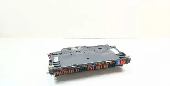 BMW X3 E83 Fuse module 8364540