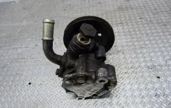 Volkswagen Sharan Power steering pump 95VW3A674FA 445679