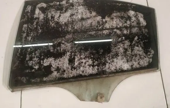 Mazda 6 Rear door window glass as2