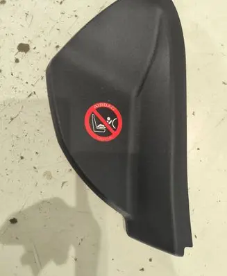 Mercedes-Benz E W212 Dashboard side end trim 2126800407