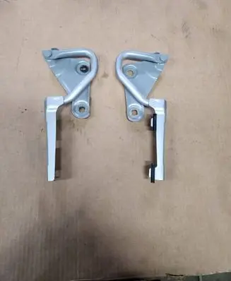 Citroen C3 Aircross Engine bonnet/hood hinges 13480653 13480731