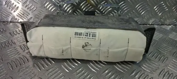 Passenger airbag