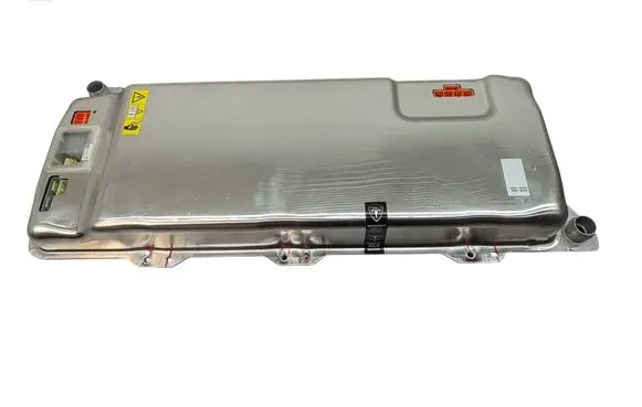 Voltage converter inverter