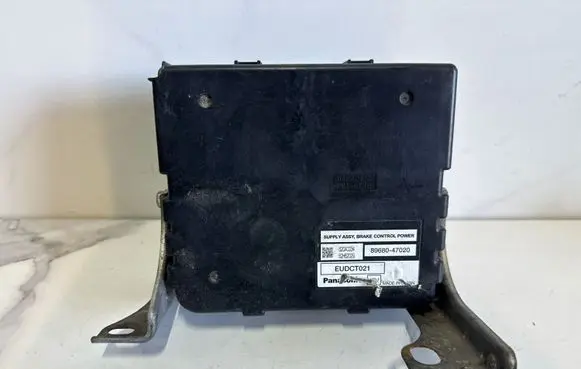 Toyota Prius (XW20) Brake system control unit/module 8968047020