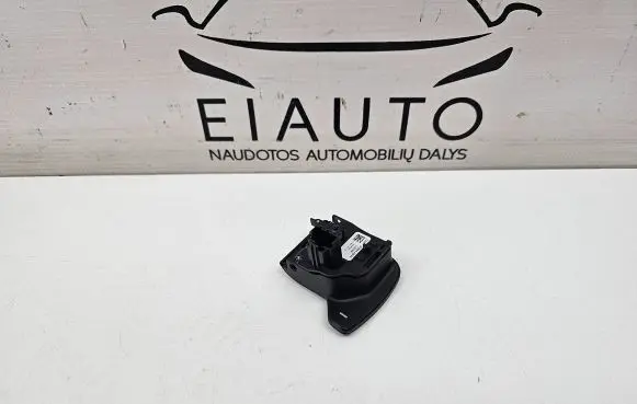 Ford Fusion II Gear shift switch/knob DG9T3F884ABW L003M 00540343