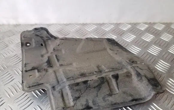 Front underbody cover/under tray