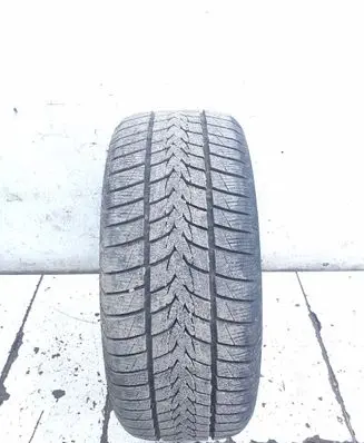 BMW 5 GT F07 R18 winter tire SNOWDRAGONUHP IMPERIAL 24550R18