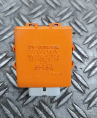 Toyota Prius (XW20) Door control unit/module