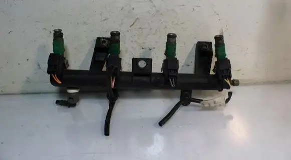 Citroen C3 Fuel main line pipe 9655833580