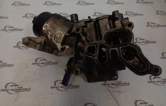 Opel Combo D Oil filter mounting bracket 55256614