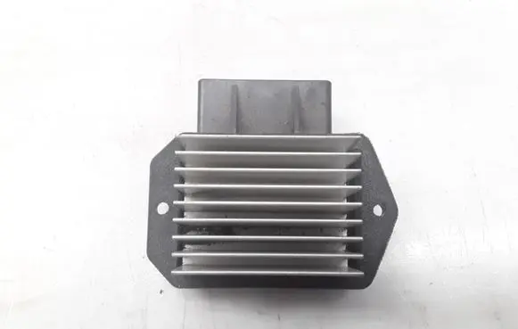 Toyota Corolla E120 E130 Heater blower fan relay 4993002121
