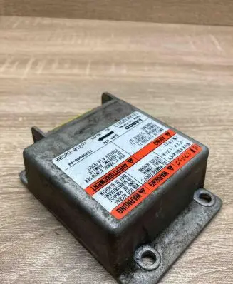 Suzuki Baleno EG Airbag control unit/module 3891060G00 78K00325013 5WK4078