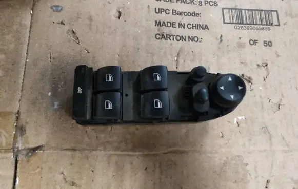 BMW X5 E70 Electric window control switch 9218044 11W20A1102 06SW07