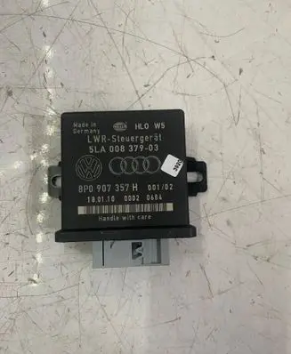 Audi Q7 4L Light module LCM 5LA00837903