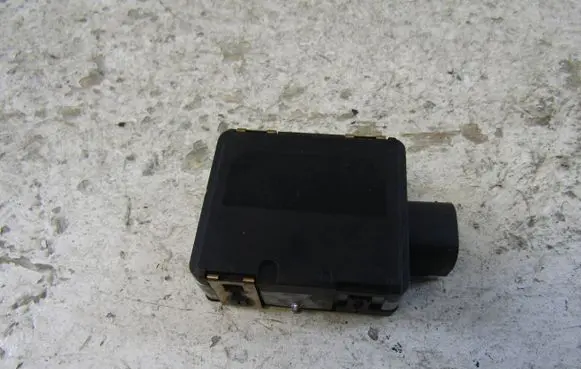 Mercedes-Benz GLC X253 C253 Distronic sensor radar A0009056713