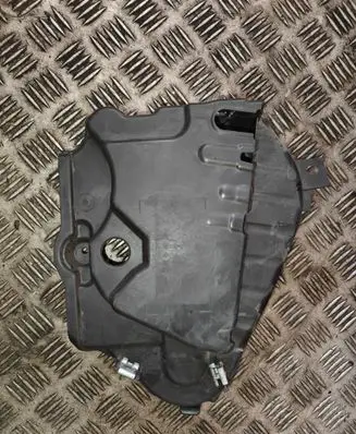 Renault Kadjar Timing belt guard (cover) 135632713R