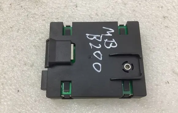 Mercedes-Benz B W245 Aerial antenna amplifier A1698200475 43392MHZ