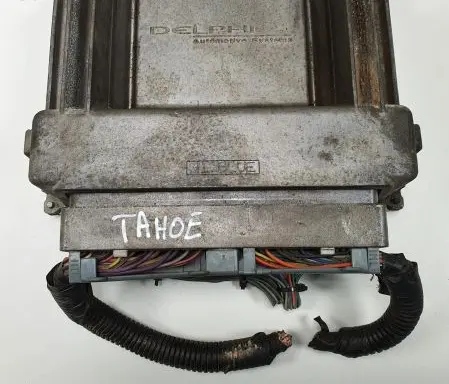 Chevrolet Tahoe Engine control unit/module ECU 12200411