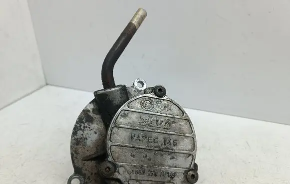 Mercedes-Benz Vaneo W414 Vacuum pump A6682300165 6682300165