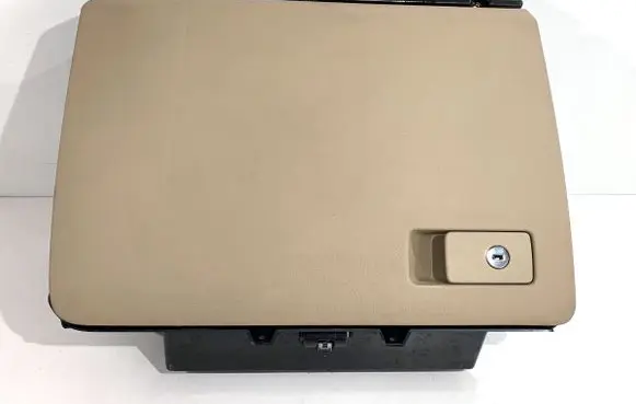 Volkswagen PASSAT B7 Glove box set 3C1857114E