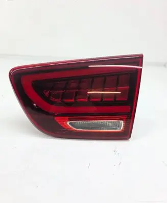 Tailgate rear/tail lights