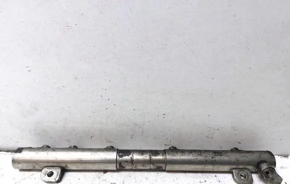 Mercedes-Benz Vito Viano W639 Fuel main line pipe A6460700695