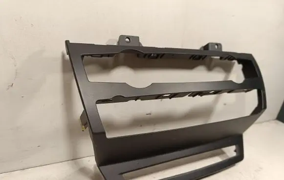 Climate control/heater control trim