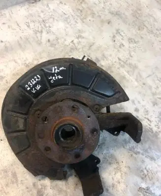 Volkswagen Jetta VI Front wheel hub