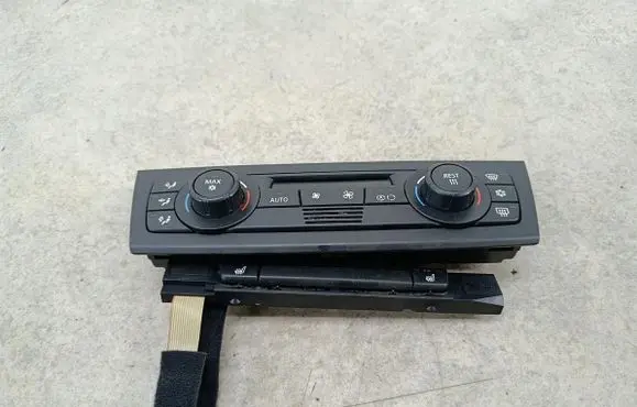 BMW 1 E81 E87 Climate control/heater control trim 91106106962604