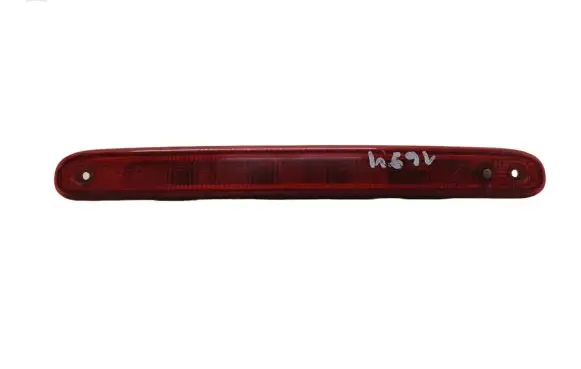 Peugeot 107 Third/center stoplight E204017