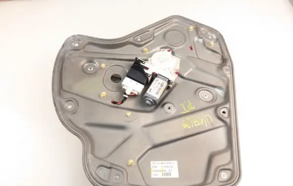 Skoda Octavia Mk2 (1Z) Rear door window regulator with motor 1Z0839656B 1K0959704E