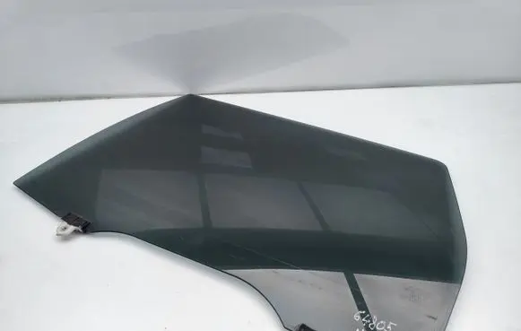 Mitsubishi Outlander Rear door window glass