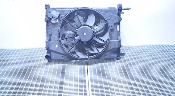 Renault Clio IV Radiator set 921006843R