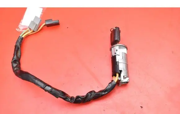 Renault Laguna I Ignition lock 845622