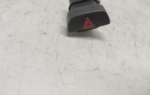 Ford Focus Hazard light switch