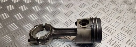 Renault Laguna I Piston with connecting rod